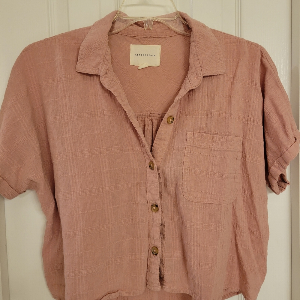 Aeropostale short sleeve cropped button up shirt size XL